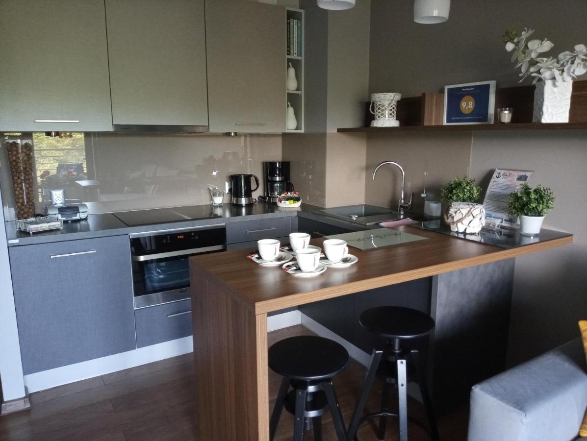 Apartament Z Widokiem Na Morze Дзивновек Экстерьер фото